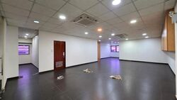 T5 @ Tampines (D18), Factory #632855671